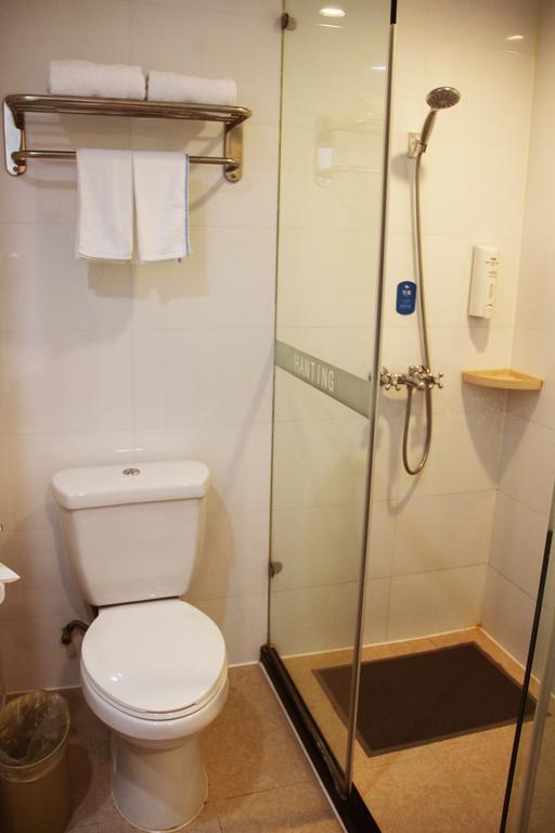 Greentree Inn Shanghai Dongming Road Subway Station Express Hotel 외부 사진