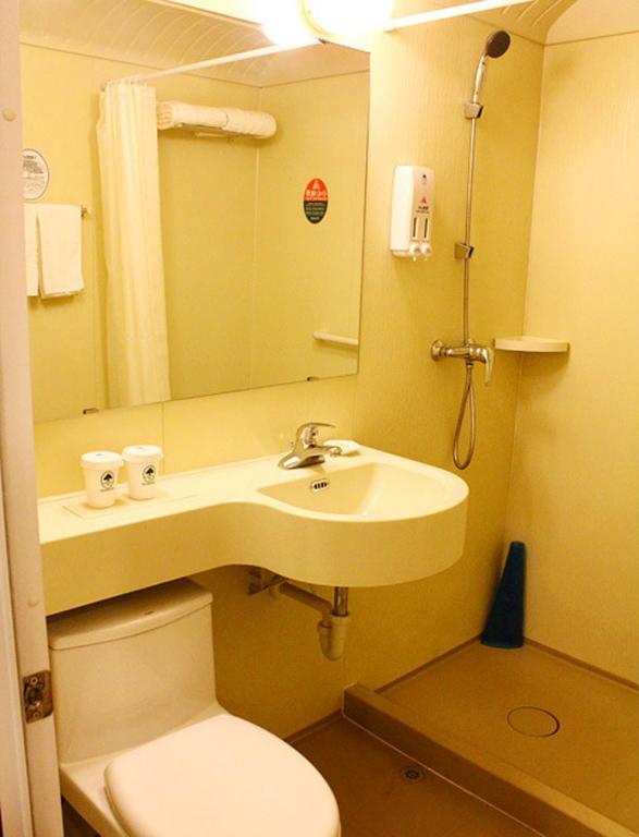 Greentree Inn Shanghai Dongming Road Subway Station Express Hotel 외부 사진