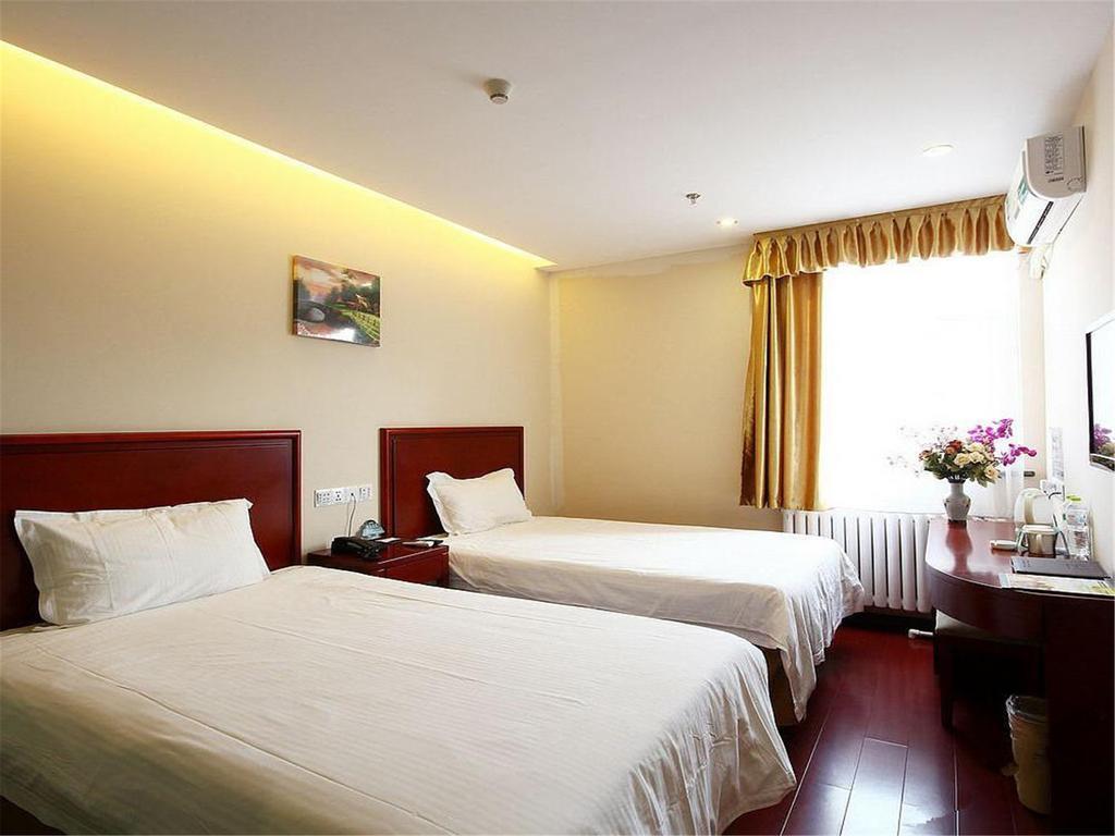 Greentree Inn Shanghai Dongming Road Subway Station Express Hotel 외부 사진