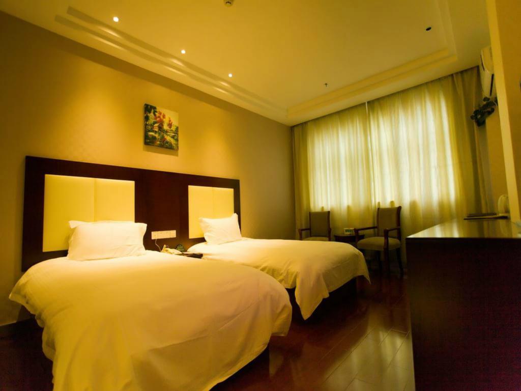 Greentree Inn Shanghai Dongming Road Subway Station Express Hotel 외부 사진