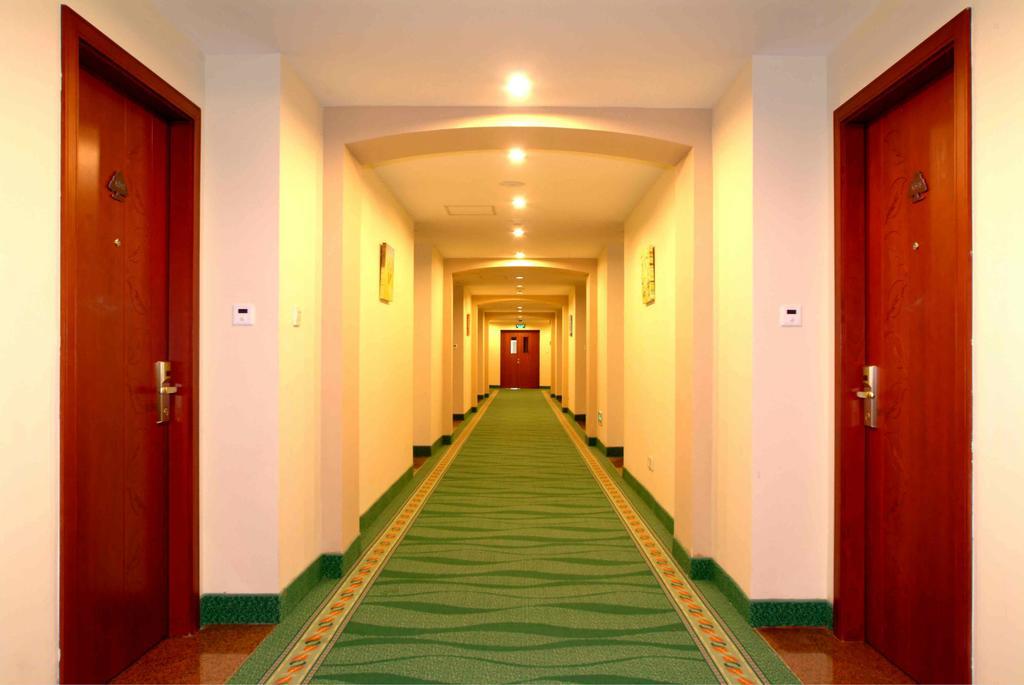 Greentree Inn Shanghai Dongming Road Subway Station Express Hotel 외부 사진