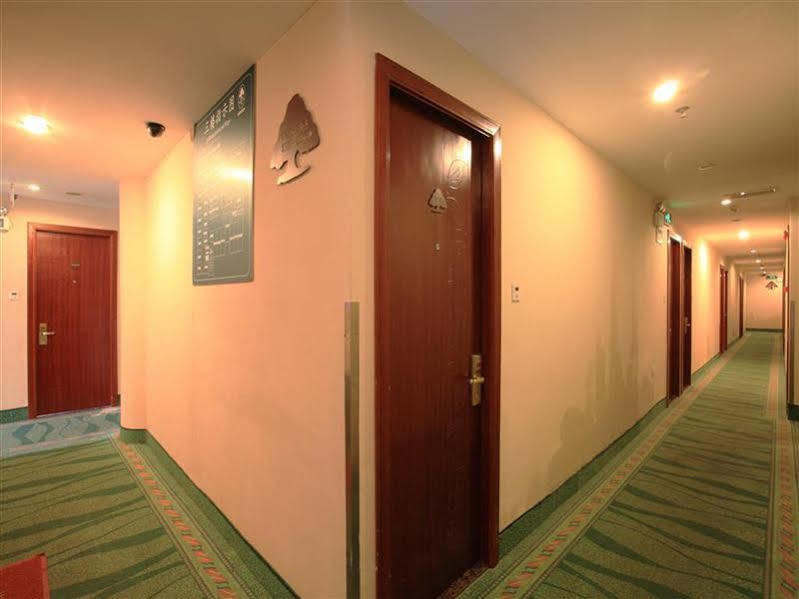 Greentree Inn Shanghai Dongming Road Subway Station Express Hotel 외부 사진